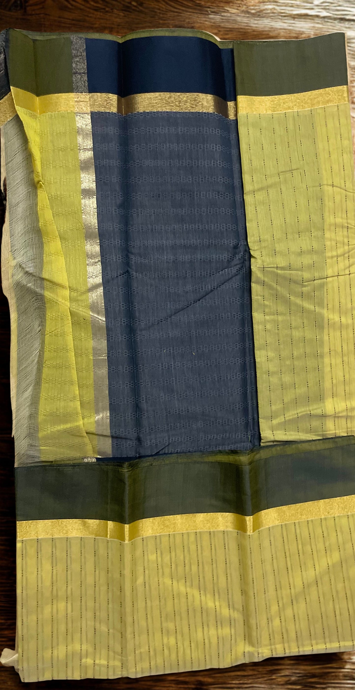 Silk Cotton Handloom Sarees for Daily Office Use - Lemon Green with Leaf Green
